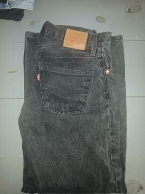 Levi's Men’s Straight Black Washed Jeans